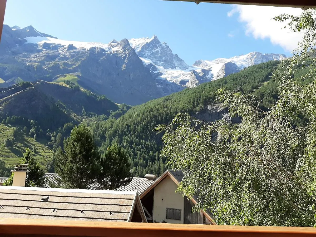 Chez Philippe - Appartements & Chalets En Village Pieton - Vue Glaciers La Grave 3*,  Frankrijk