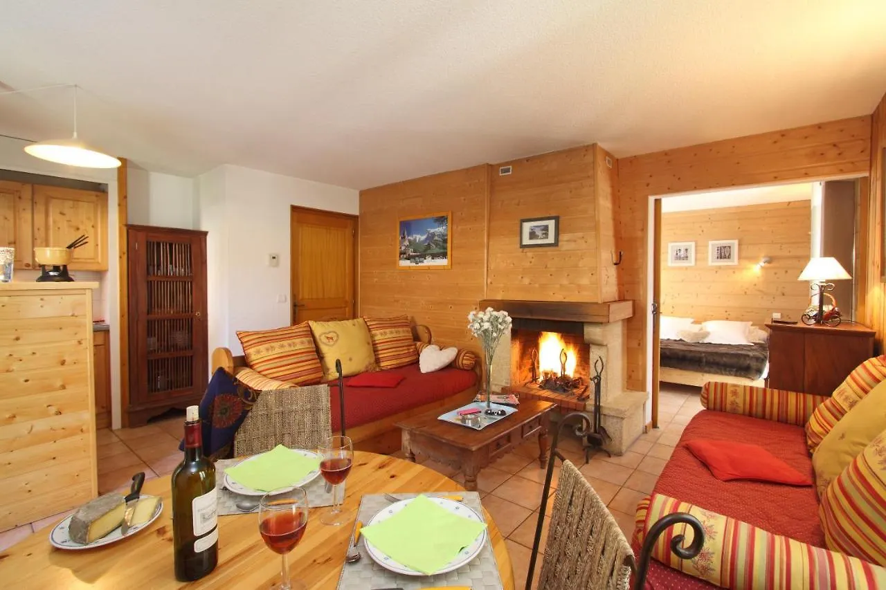 Chez Philippe - Appartements & Chalets En Village Pieton - Vue Glaciers La Grave 3*,  Frankrijk