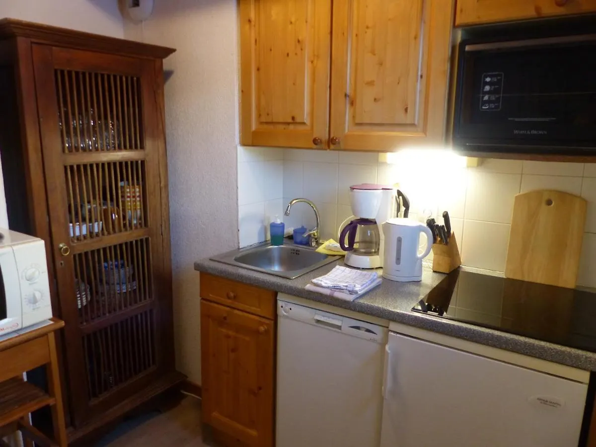 *** Aparthotel Chez Philippe - Appartements & Chalets En Village Pieton - Vue Glaciers La Grave France