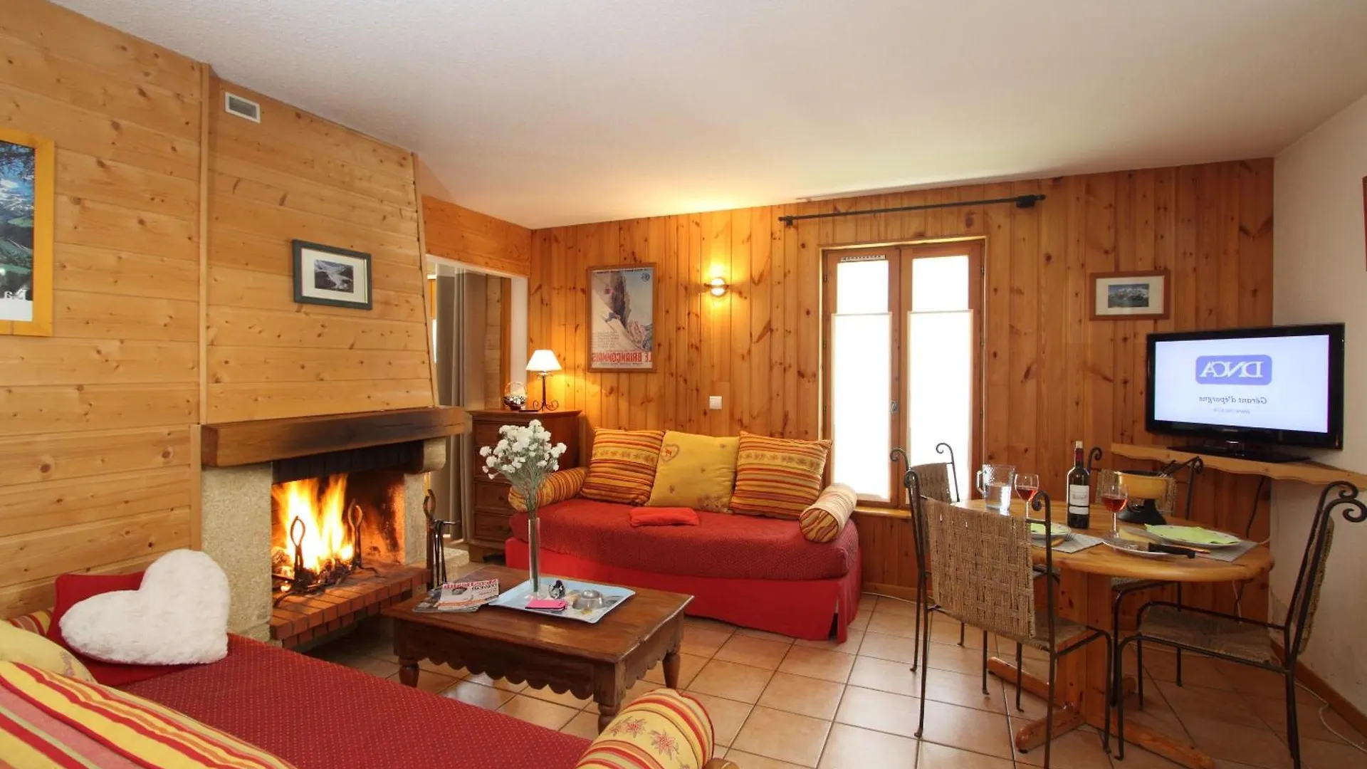 *** Aparthotel Chez Philippe - Appartements & Chalets En Village Pieton - Vue Glaciers La Grave France
